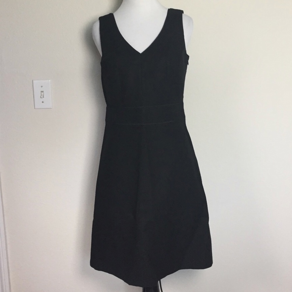 NWT Tommy Hilfiger black sleeveless dress size 2